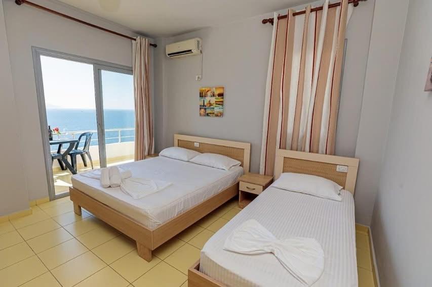 Fly Hotell 3*